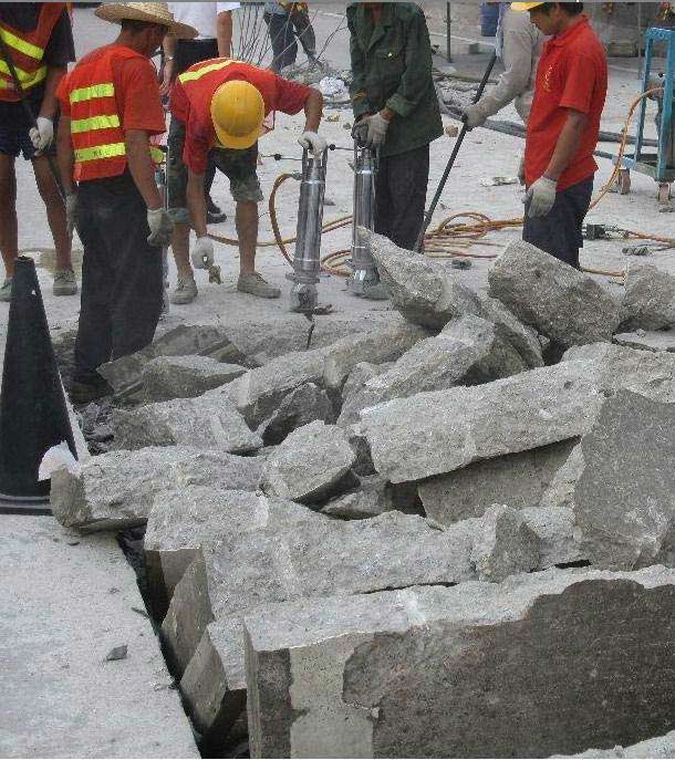 混凝土顎式破碎機 混凝土顎式破碎機