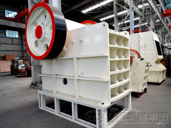 液壓顎式破碎機 液壓顎式破碎機