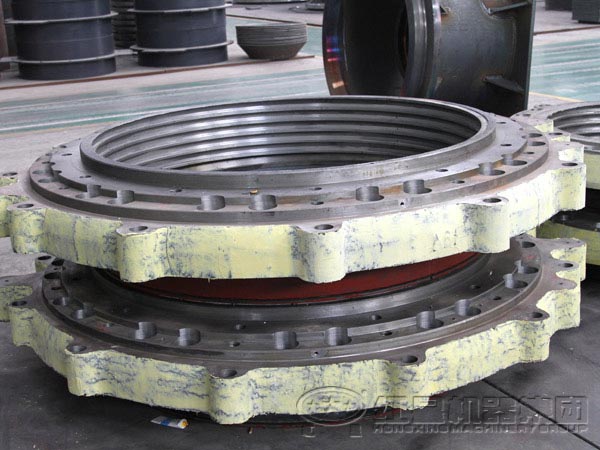 復合型圓錐破碎機缸套 復合型圓錐破碎機缸套