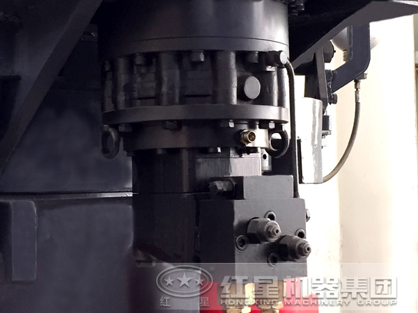 紅星金礦石圓錐破碎機細節(jié)圖 紅星金礦石圓錐破碎機細節(jié)圖