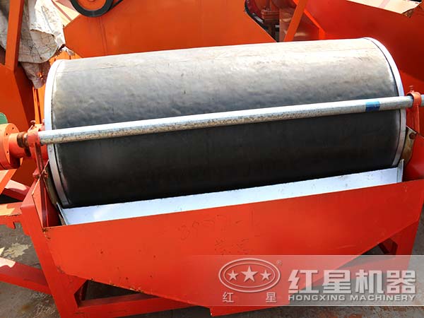 鐵沙磁選設備磁筒展示 鐵沙磁選設備磁筒展示