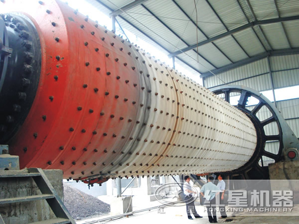赤鐵礦球磨機客戶安裝現場 赤鐵礦球磨機客戶安裝現場