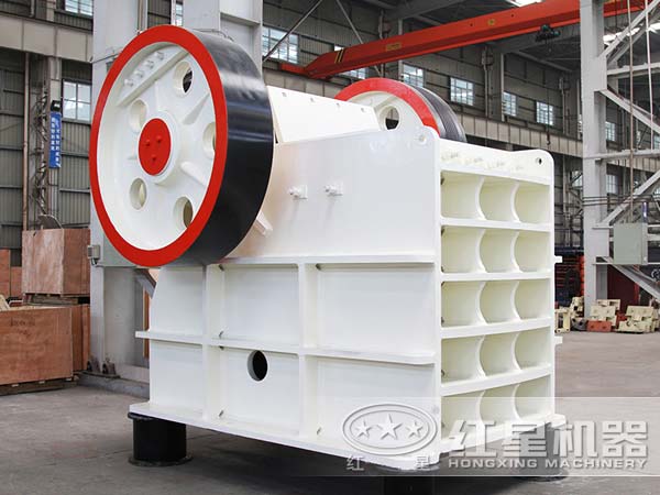 鵝卵石顎式破碎機 鵝卵石顎式破碎機