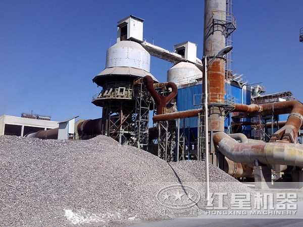 陶?；剞D(zhuǎn)窯工作現(xiàn)場