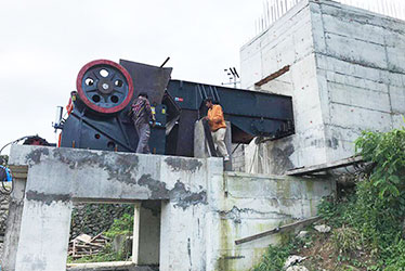 廣東煤矸石破碎生產線現場
