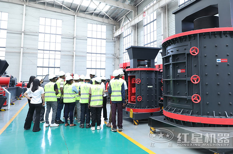 客戶(hù)來(lái)廠考察設(shè)備 客戶(hù)來(lái)廠考察設(shè)備