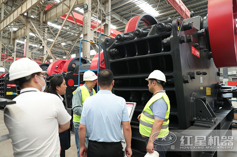 客戶來廠考察設(shè)備 客戶來廠考察設(shè)備