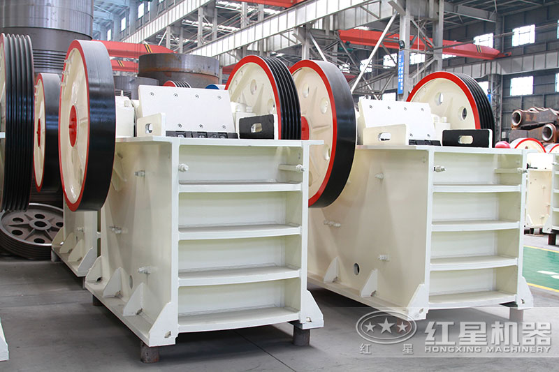 鄂破破碎機(jī)250×1000_專(zhuān)門(mén)破12石子的破碎機(jī)