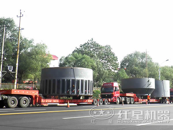 濃縮機(jī)發(fā)貨現(xiàn)場(chǎng) 濃縮機(jī)發(fā)貨現(xiàn)場(chǎng)