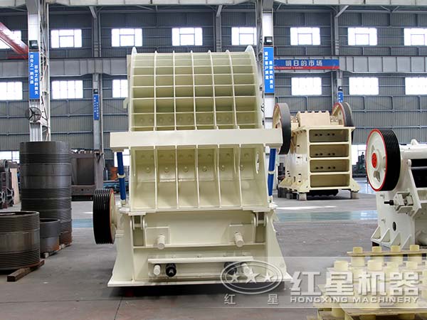 不同角度下的鋼渣破碎機 不同角度下的鋼渣破碎機