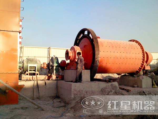 水煤漿球磨機工作現場 水煤漿球磨機工作現場