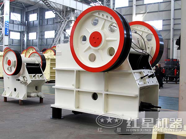 不同規格下的歐版顎式破碎機 不同規格下的歐版顎式破碎機