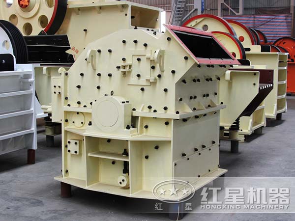 小型細(xì)碎制砂機(jī) 小型細(xì)碎制砂機(jī)