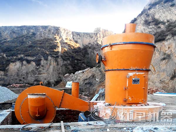 雷蒙磨粉機投產(chǎn)現(xiàn)場 雷蒙磨粉機投產(chǎn)現(xiàn)場