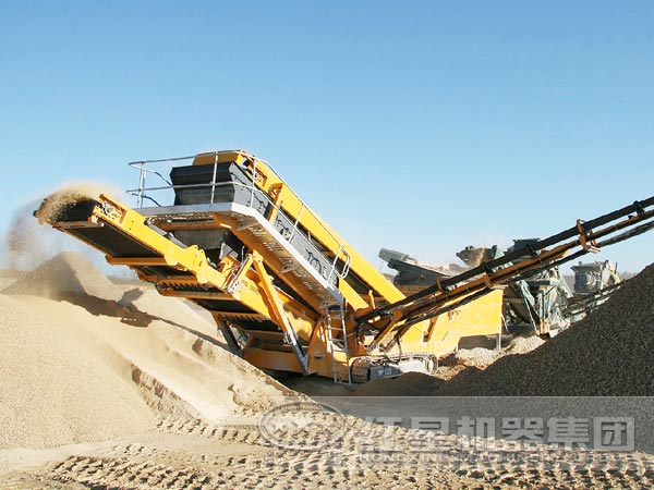 移動煤炭破碎機作業現場 移動煤炭破碎機作業現場