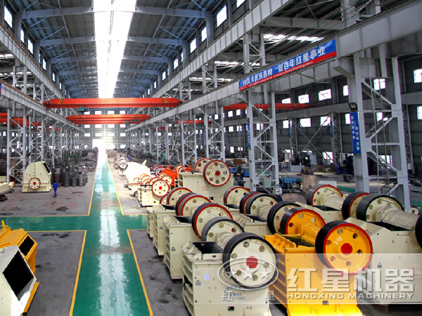 紅星破碎機廠家生產(chǎn)車間 紅星破碎機廠家生產(chǎn)車間