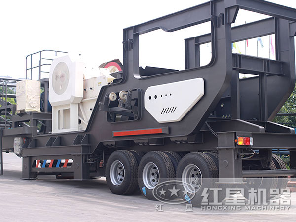 自行式石子破碎機(jī)，車(chē)載移動(dòng)就是方便