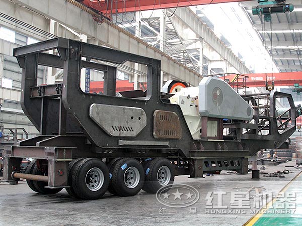 河南紅星移動破碎設備生產(chǎn)車間 河南紅星移動破碎設備生產(chǎn)車間