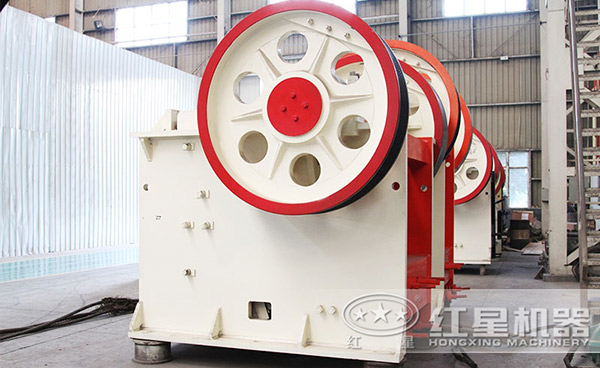 PE顎式石子磕石機 PE顎式石子磕石機