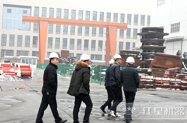 客戶來廠參觀設備 客戶來廠參觀設備