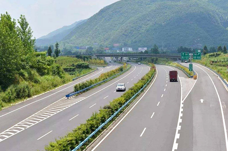 公路瀝青用礦粉設(shè)備多少錢一套？