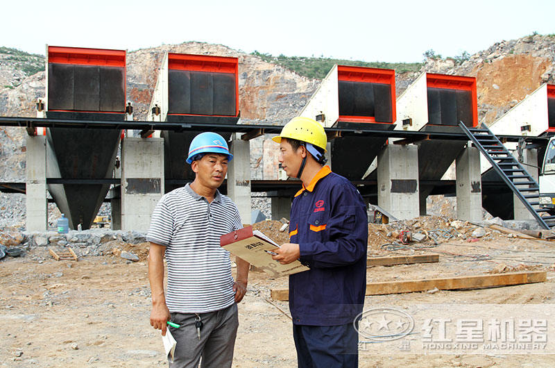 紅星技術人員為用戶設計生產方案并現場指導安裝 紅星技術人員為用戶設計生產方案并現場指導安裝
