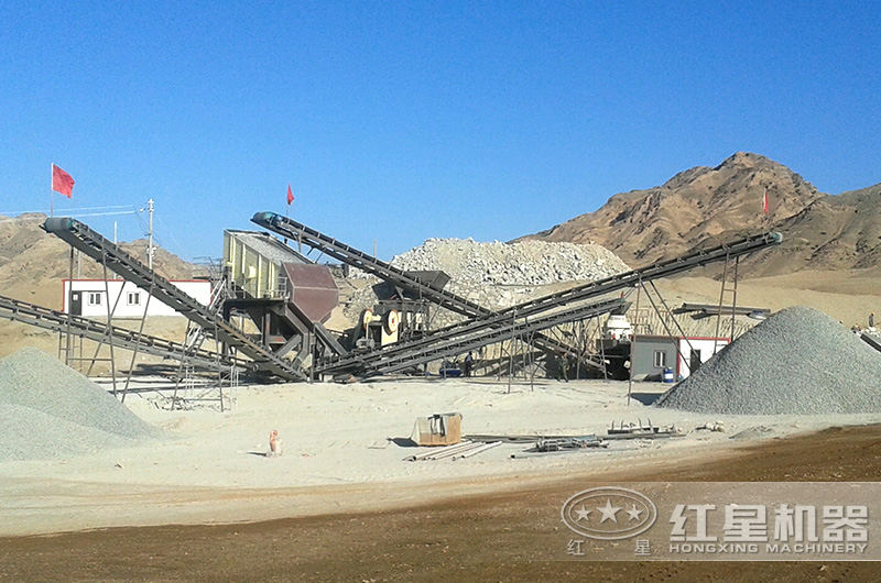 57破碎機作業(yè)現(xiàn)場 57破碎機作業(yè)現(xiàn)場