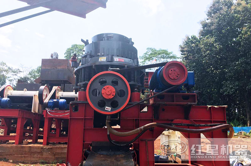 復合圓錐破和細鄂破搭配安裝完成 復合圓錐破和細鄂破搭配安裝完成