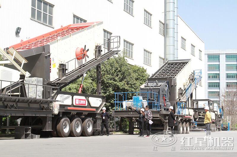 客戶來廠參觀移動砂石分離機 客戶來廠參觀移動砂石分離機