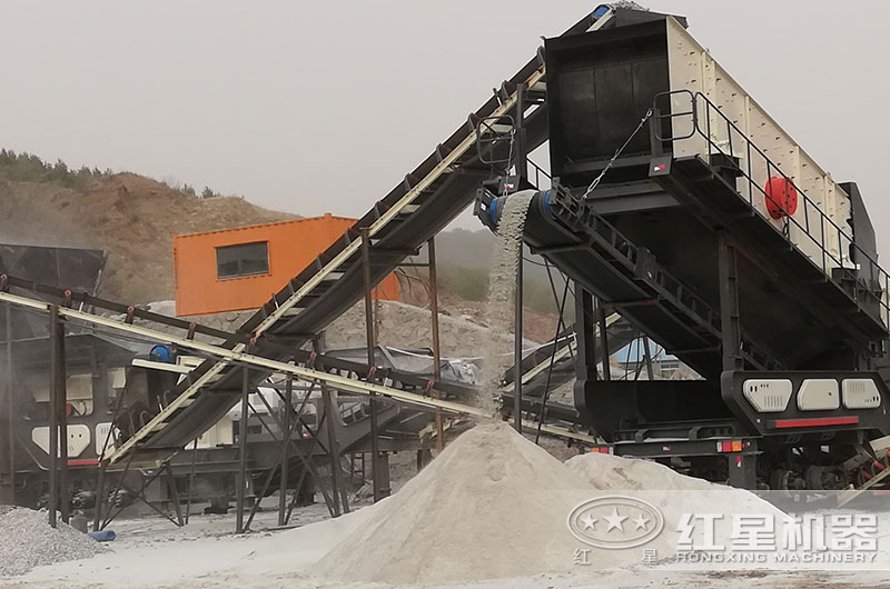 碎石機打中沙現(xiàn)場 碎石機打中沙現(xiàn)場