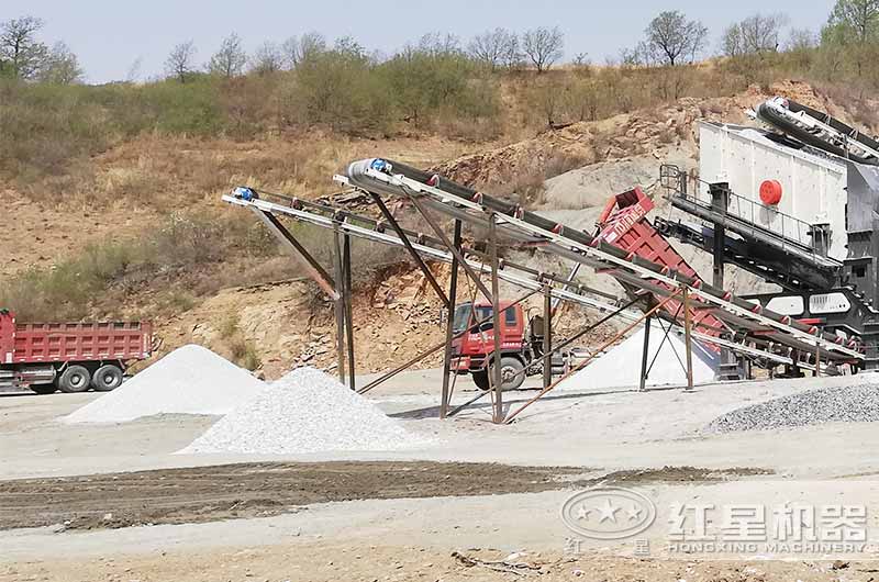 移動粉砂機制砂生產現場 移動粉砂機制砂生產現場