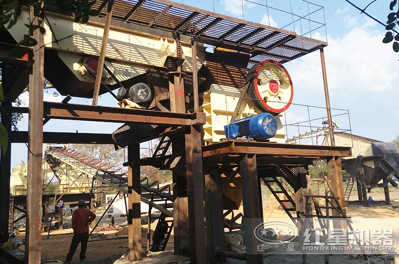 PE900*1200鄂式碎石機作業現場 PE900*1200鄂式碎石機作業現場