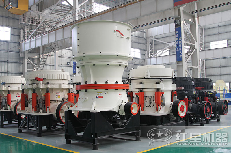 不同系列及型號的圓錐破碎機生產車間 不同系列及型號的圓錐破碎機生產車間