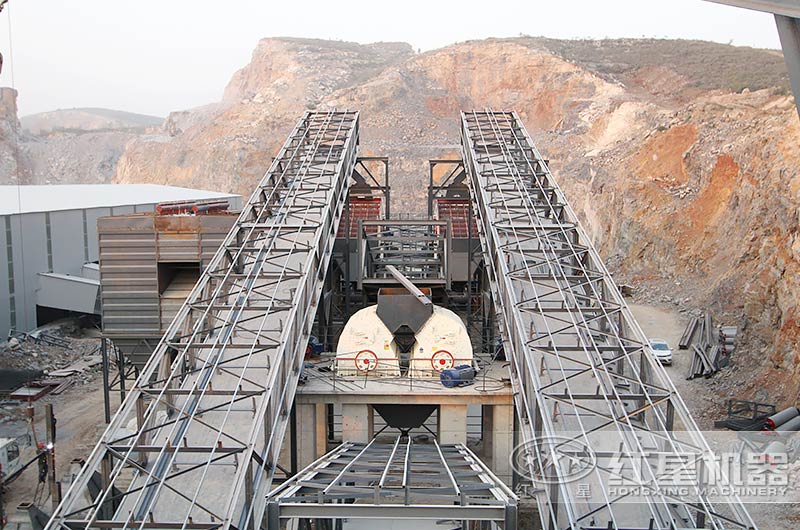 山西呂梁錘式碎石生產線安裝現場 山西呂梁錘式碎石生產線安裝現場