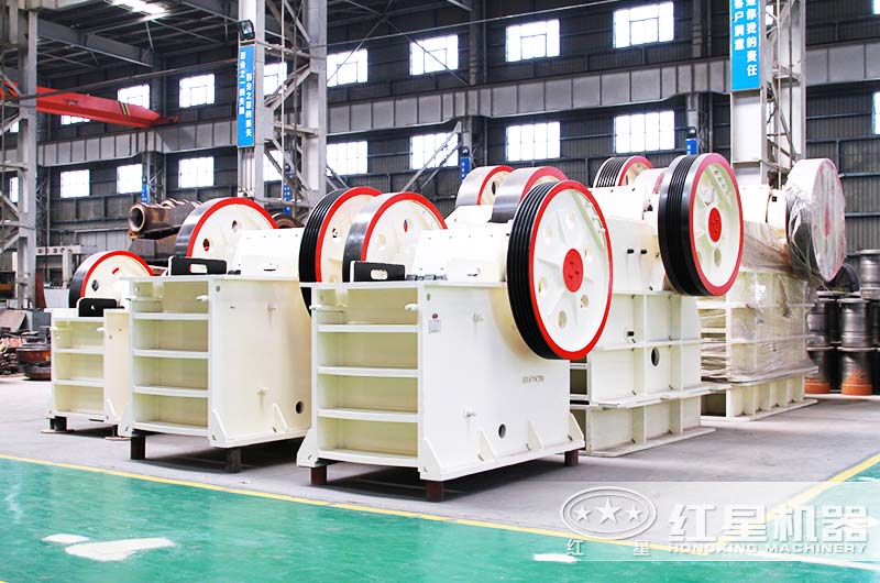 不同規格下的顎式粉碎機 不同規格下的顎式粉碎機