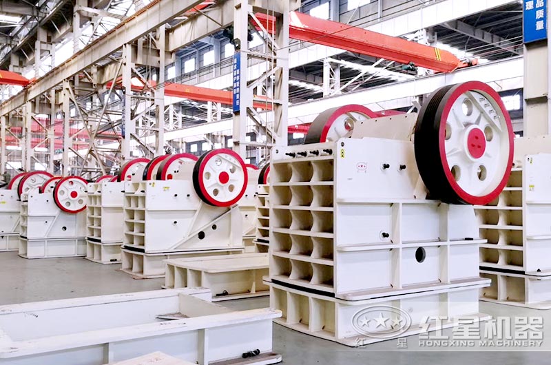 初級設備顎式破碎機生產車間 初級設備顎式破碎機生產車間