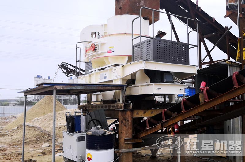 時產300噸花崗巖機制砂生產現場 時產300噸花崗巖機制砂生產現場