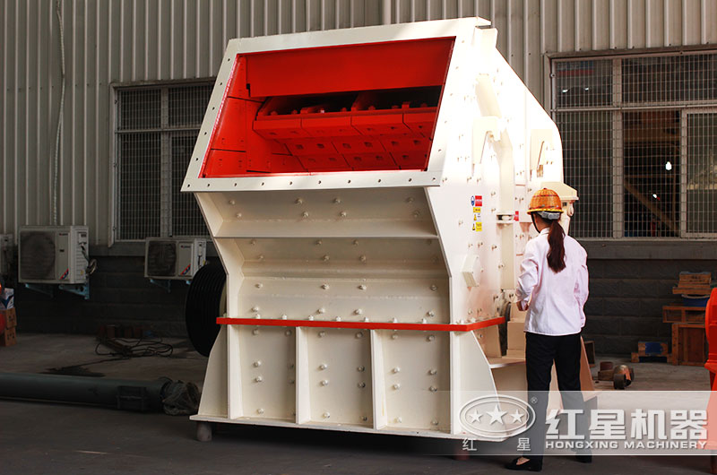 1820反擊破每小時(shí)產(chǎn)量多少噸？一臺(tái)多少錢？(內(nèi)含參數(shù)表)