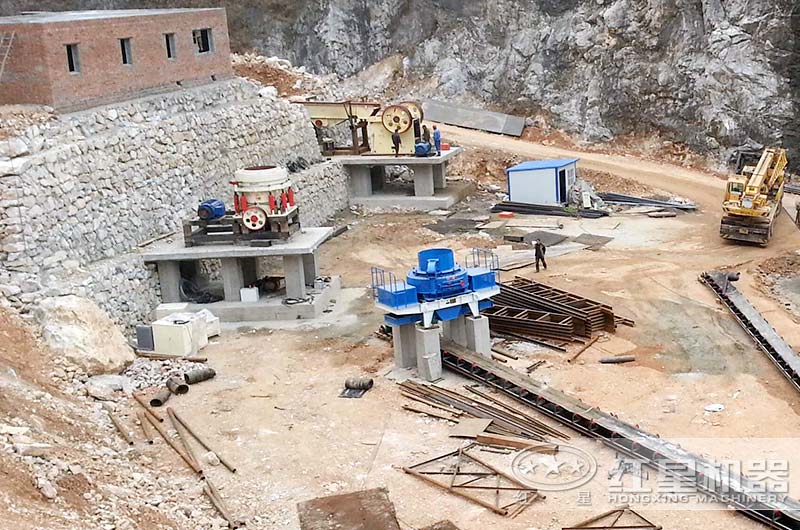 一個(gè)沙場(chǎng)投資50萬(wàn)一年能賺多少錢？