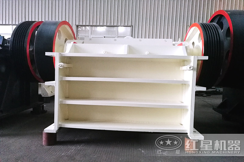 細顎式破碎機 細顎式破碎機