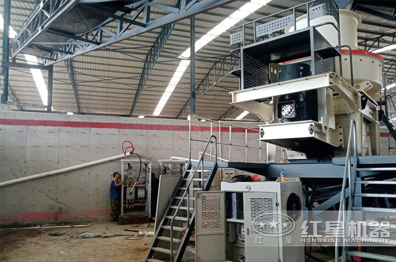 客戶鵝卵石制砂生產線安裝現場 客戶鵝卵石制砂生產線安裝現場