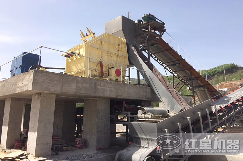 反擊破碎礦石生產現場 反擊破碎礦石生產現場