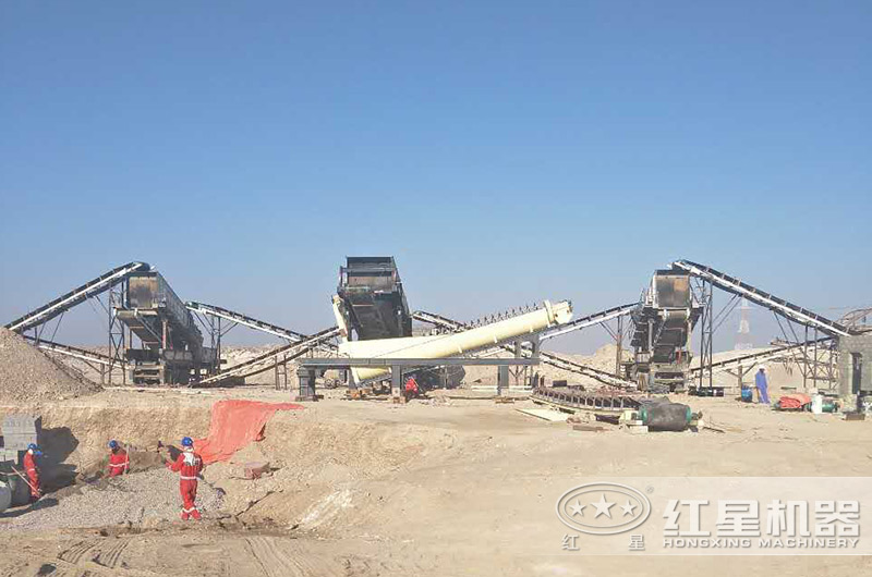 阿曼青石移動配置生產現場 阿曼青石移動配置生產現場