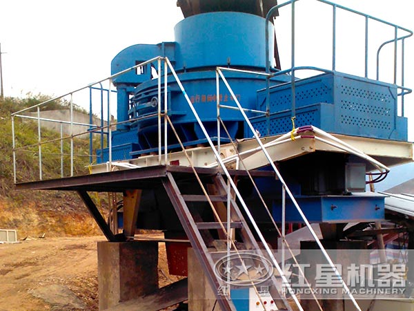 制砂機(jī)生產(chǎn)現(xiàn)場(chǎng) 制砂機(jī)生產(chǎn)現(xiàn)場(chǎng)