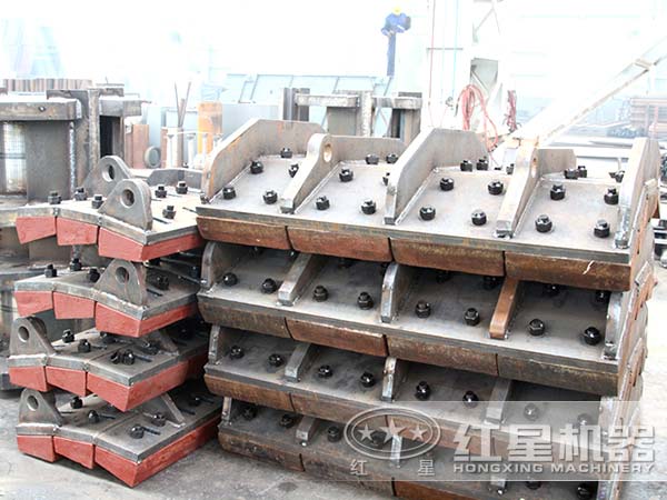 顎式破碎機配件 顎式破碎機配件